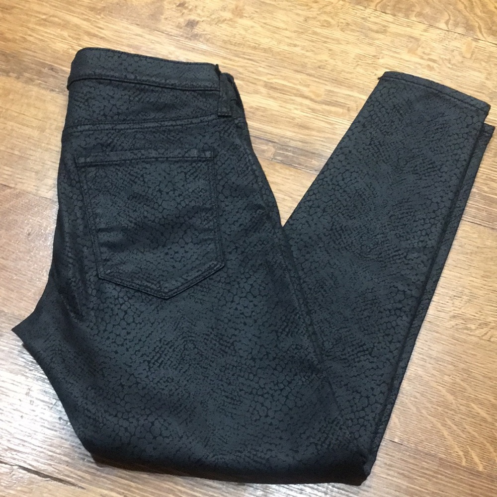 Banana Republic mid rise Skinny Jeans size 27